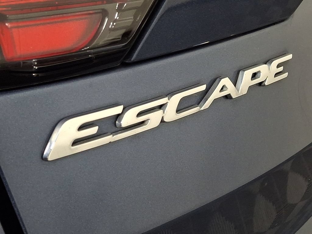 Used 2018 Ford Escape SEL AWD/4WD image 29