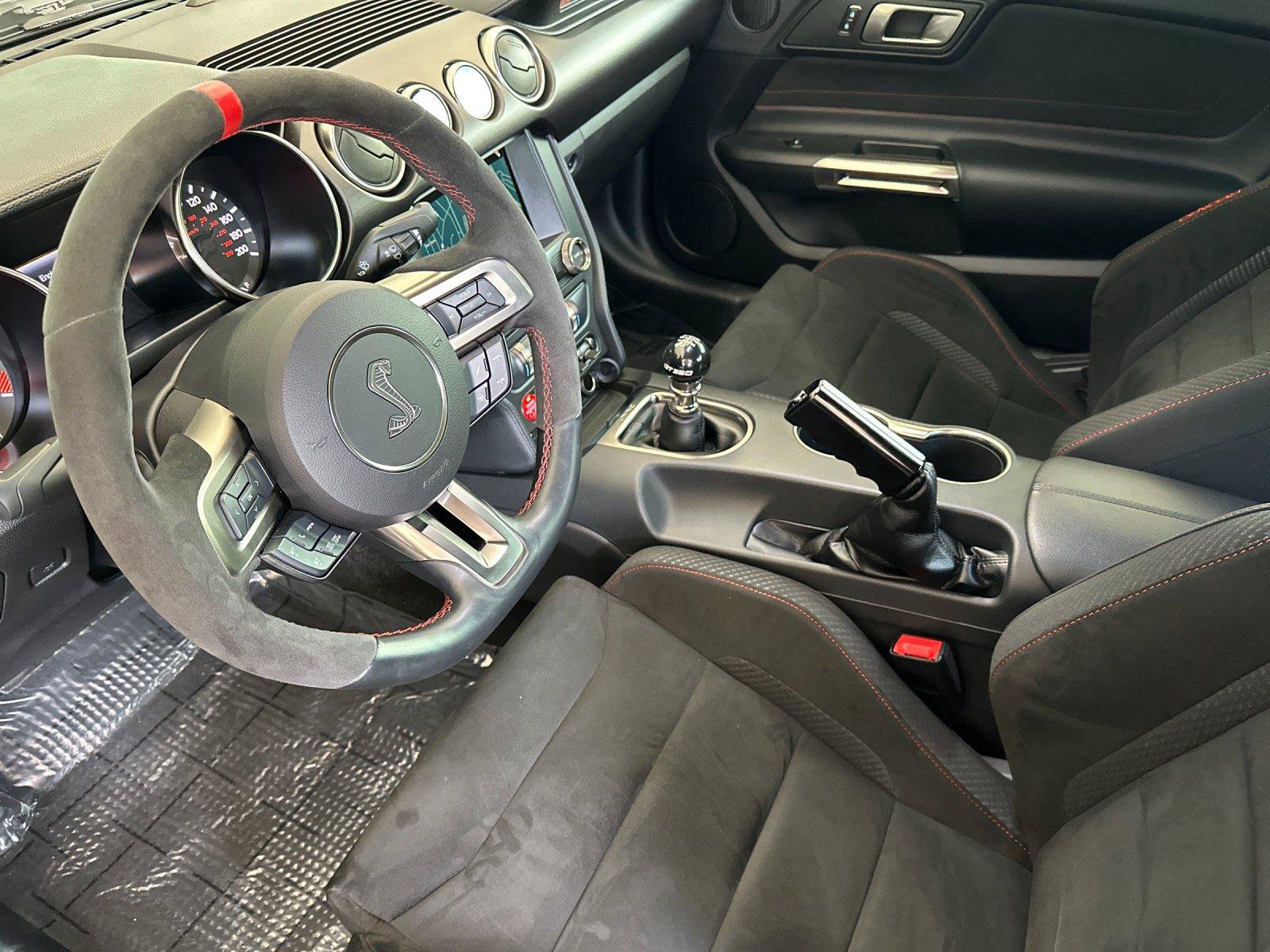 Used 2018 Ford Mustang Shelby GT350R w/ GT350R Equipment Group 920A RWD image 9