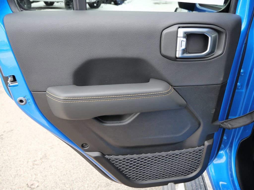 Used 2024 Jeep Wrangler Unlimited Rubicon 392 image 24