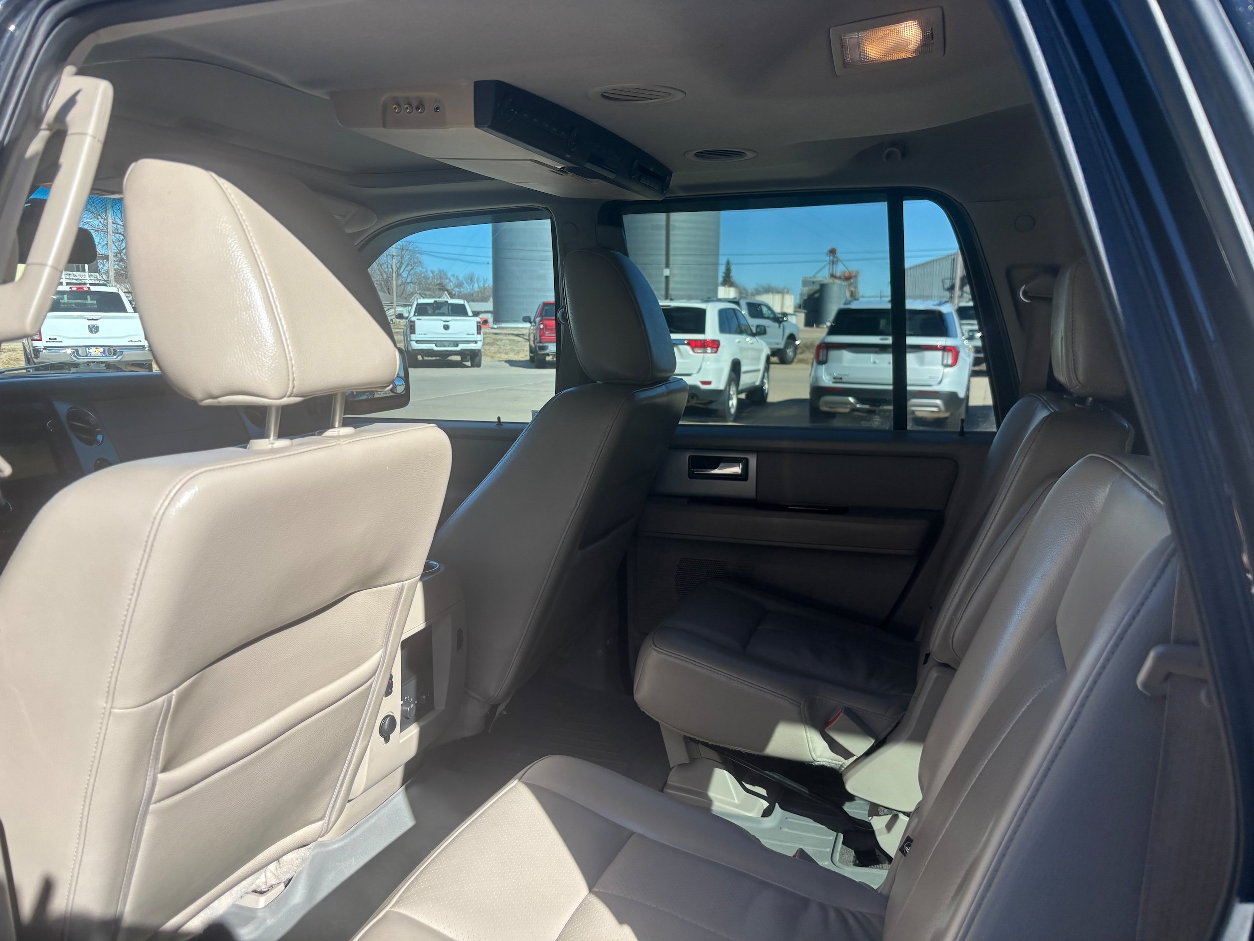 Used 2010 Ford Expedition EL Limited AWD/4WD image 11