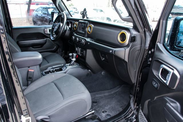 Used 2022 Jeep Gladiator Willys image 25