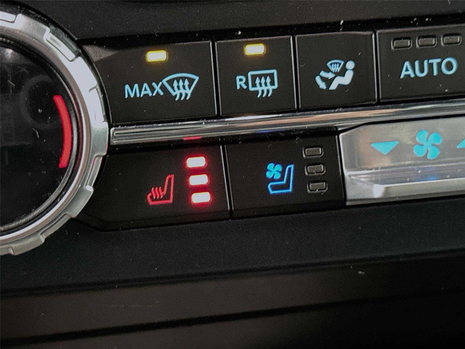 Used 2022 Ford F350 Lariat w/ Lariat Ultimate Package image 21