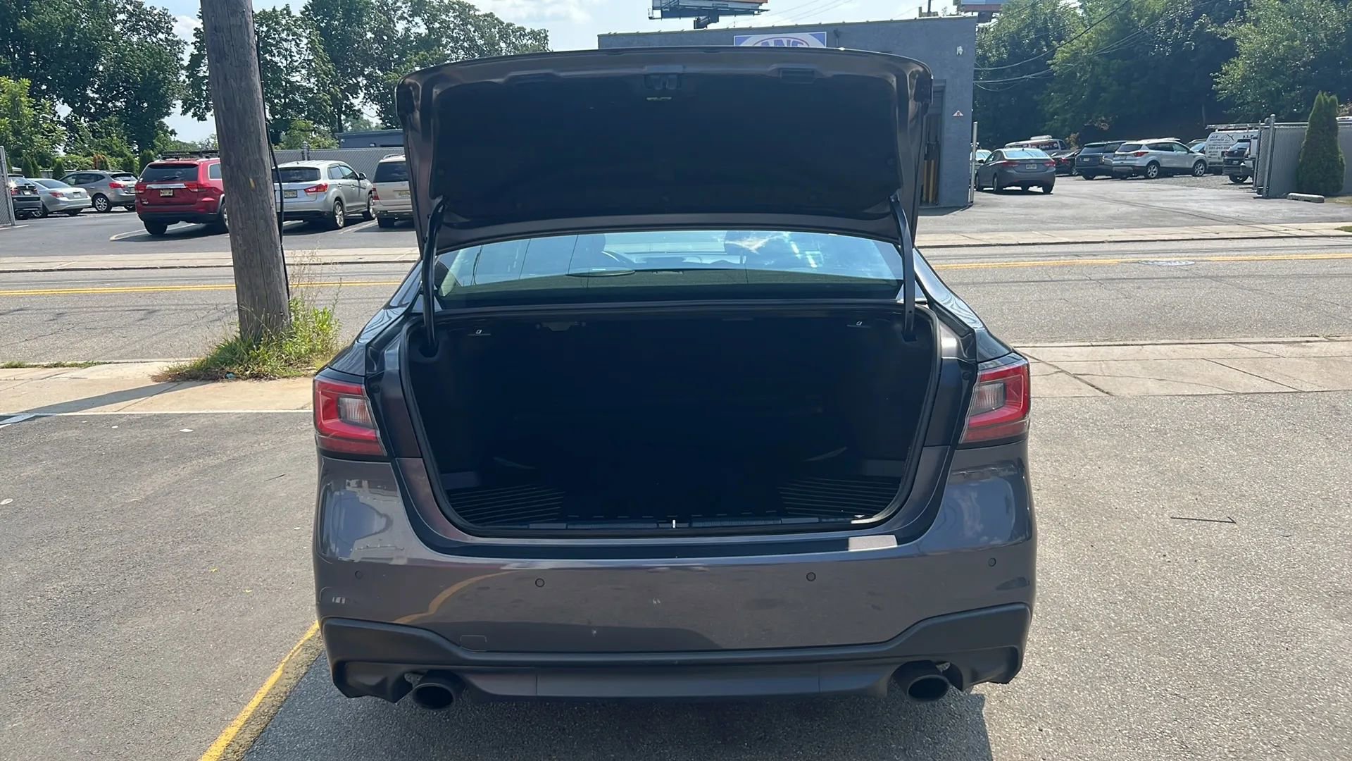 Used 2022 Subaru Legacy Limited XT w/ Popular Package #3 image 9