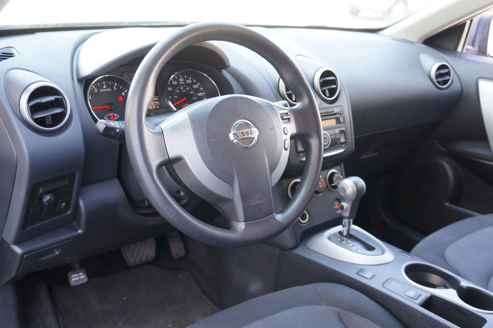 Used 2013 Nissan Rogue S FWD image 17