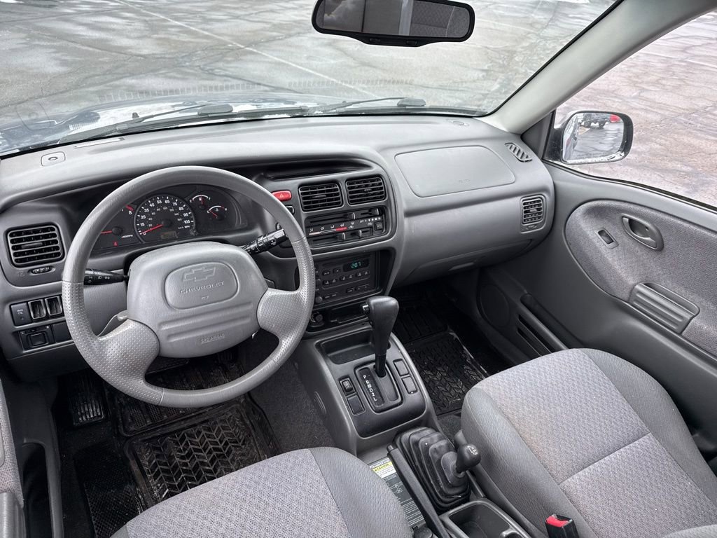 Used 2000 Chevrolet Tracker 4WD w/ Preferred Equipment Group 2 image 12