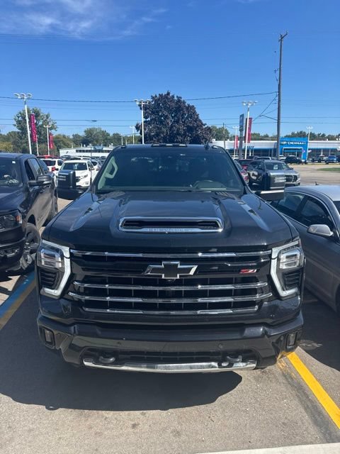 Used 2026 Chevrolet Silverado 2500 LTZ w/ Z71 Chrome Sport Edition AWD/4WD image 2