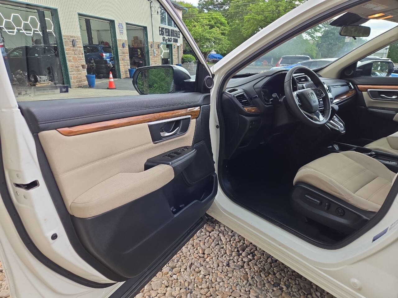 Used 2017 Honda CR-V EX image 13