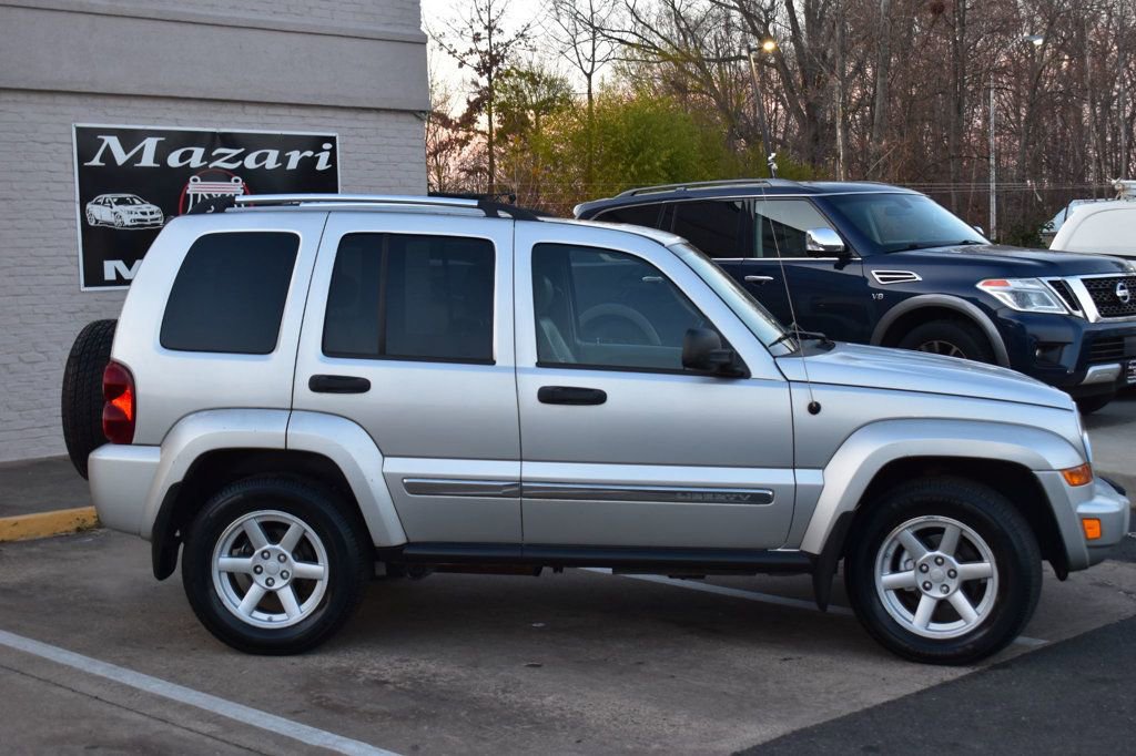 Used 2005 Jeep Liberty Limited image 4