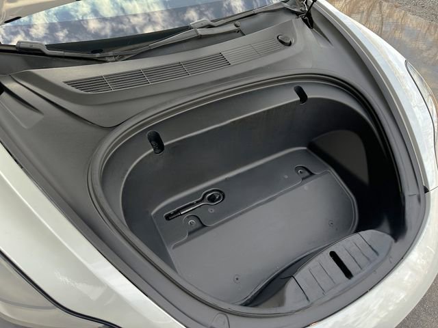 Used 2020 Tesla Model 3 Standard Range Plus image 35