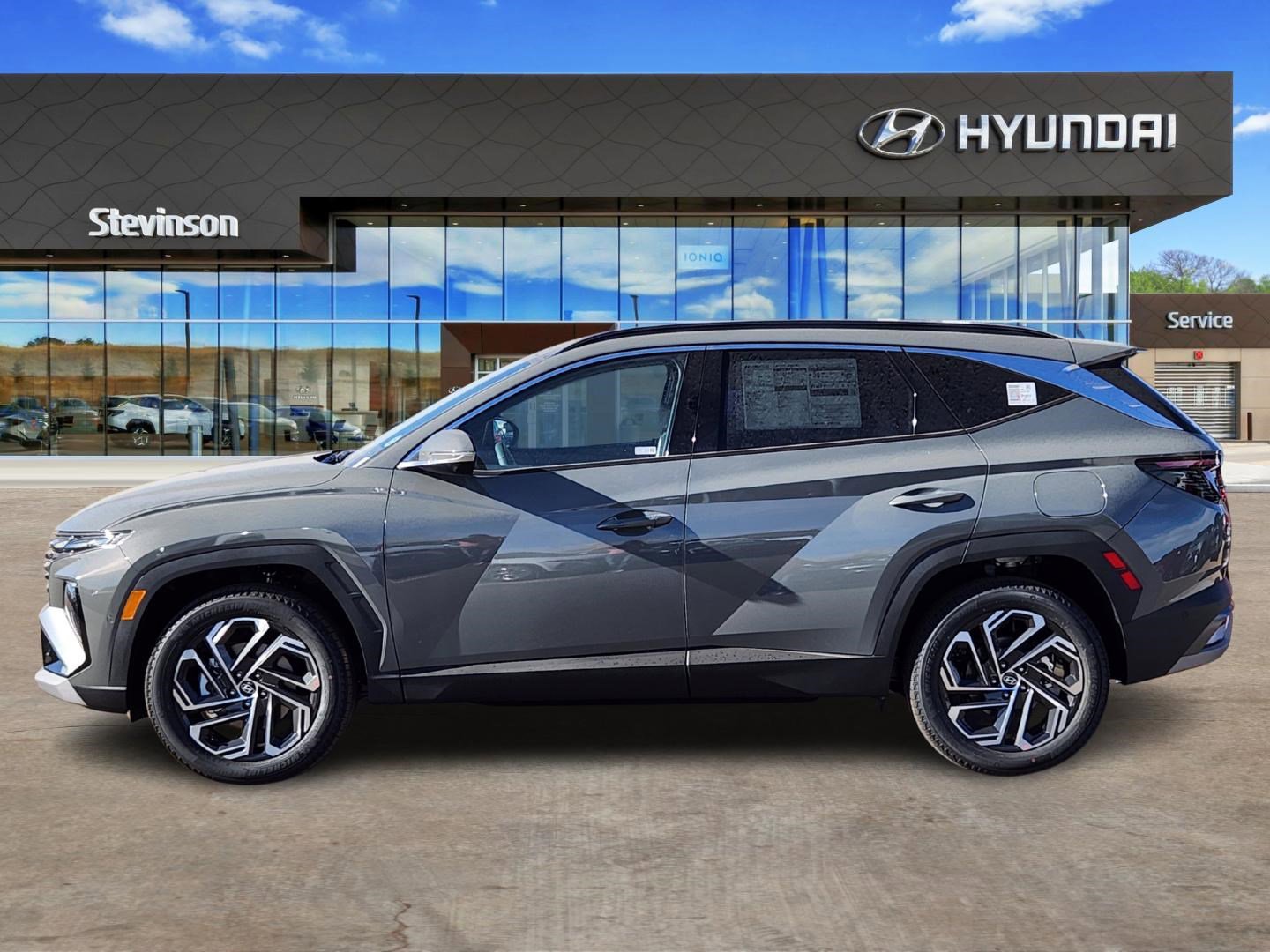 New 2026 Hyundai Tucson Limited image 2