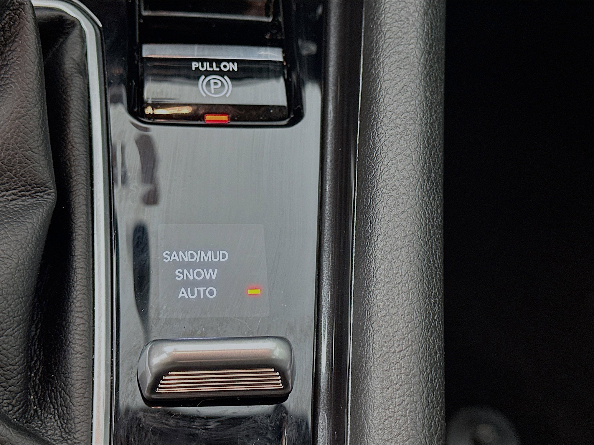 Certified 2025 Jeep Compass Sport image 21