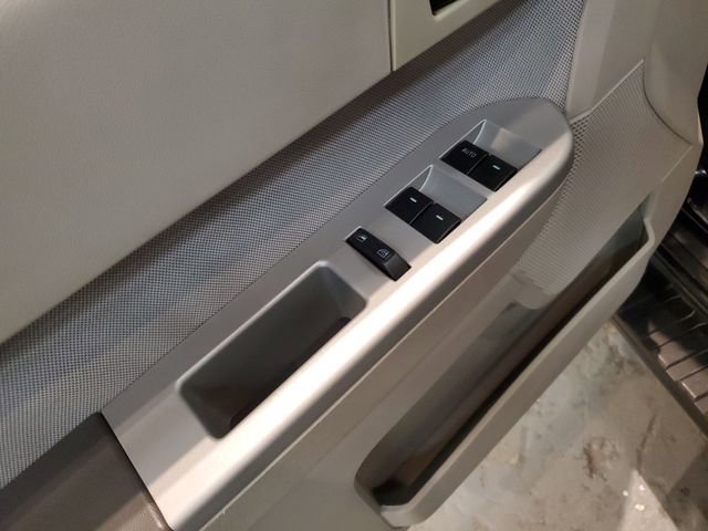 Used 2010 Ford Escape 2WD Hybrid image 12