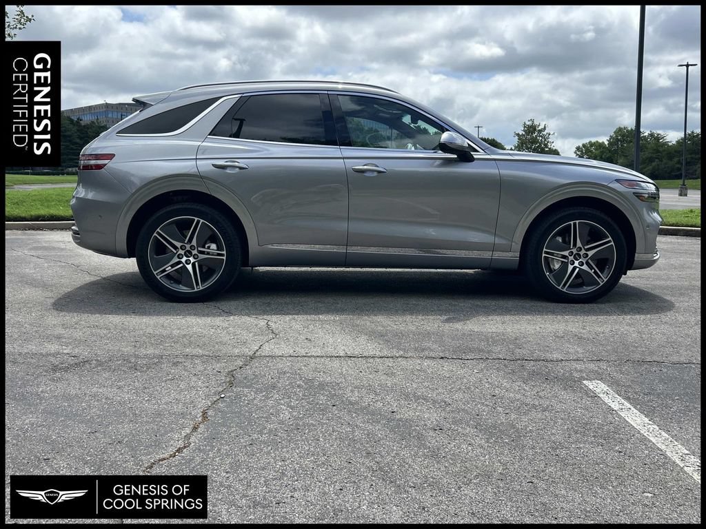 Used 2026 Genesis Electrified GV70 Prestige AWD/4WD image 8