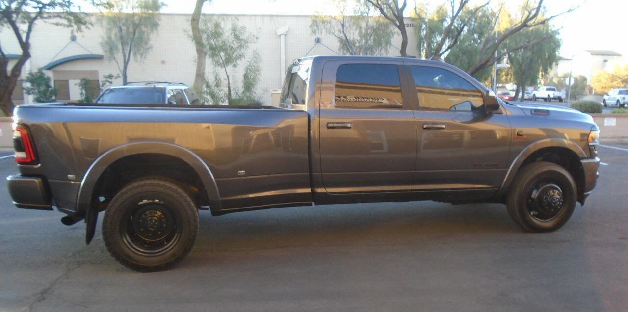 Used 2021 RAM 3500 Laramie w/ Night Edition image 30