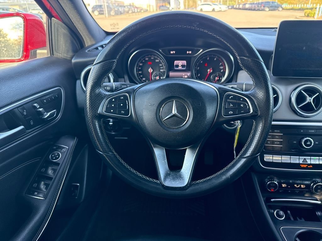 Used 2018 Mercedes-Benz GLA 250 GLA 250 image 27