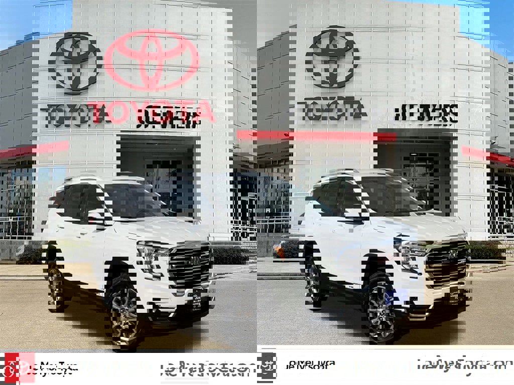 Used 2024 GMC Terrain SLT