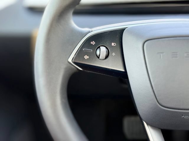 Used 2024 Tesla Model 3 Standard Range RWD image 31