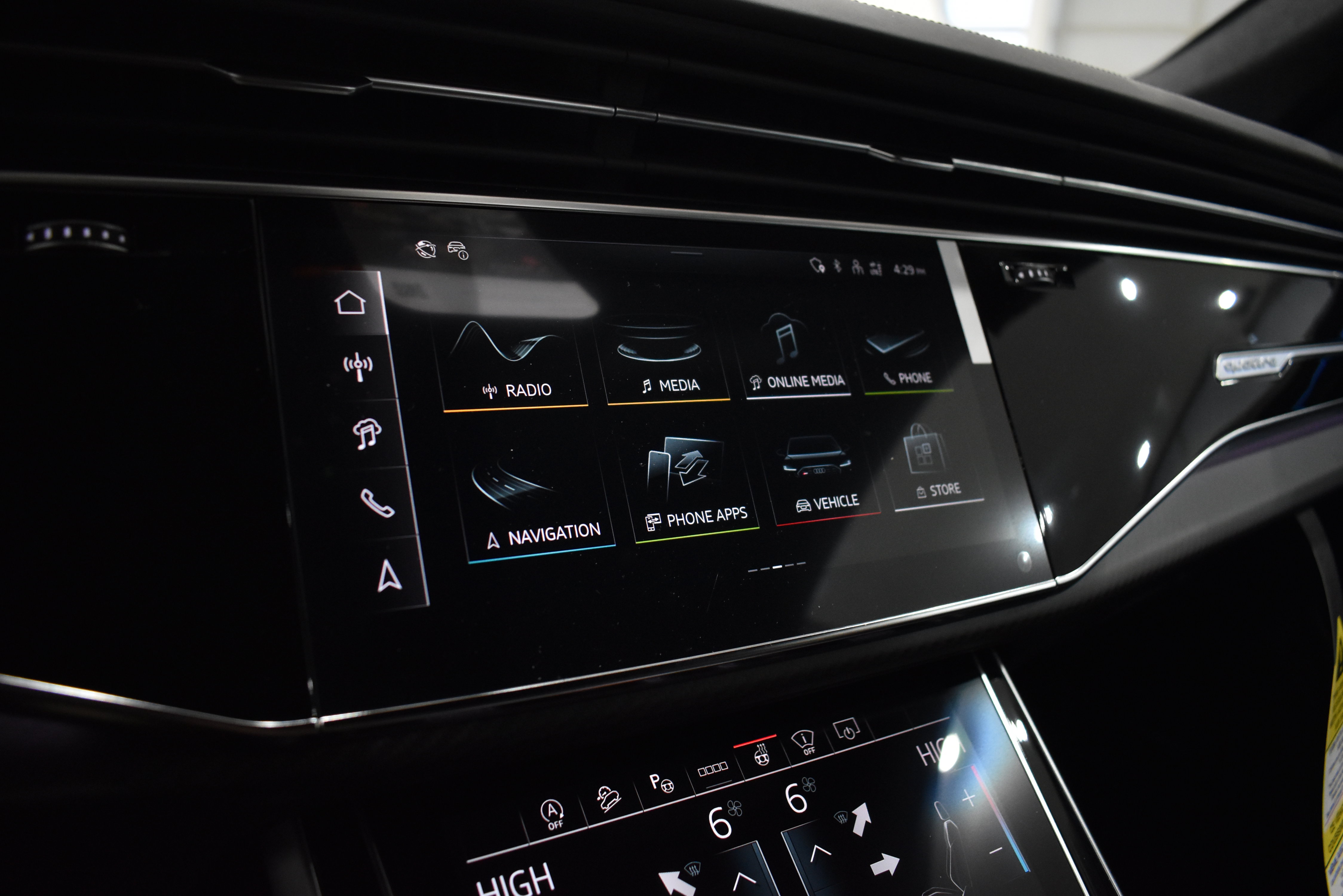 New 2026 Audi RS Q8 performance image 23