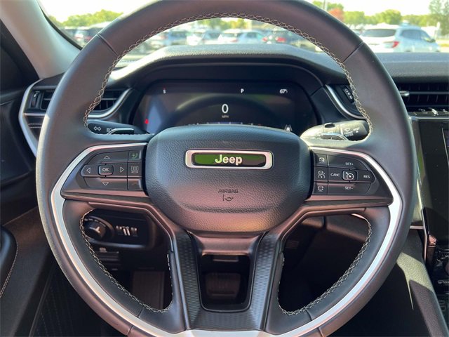 Certified 2023 Jeep Grand Cherokee L Laredo image 16