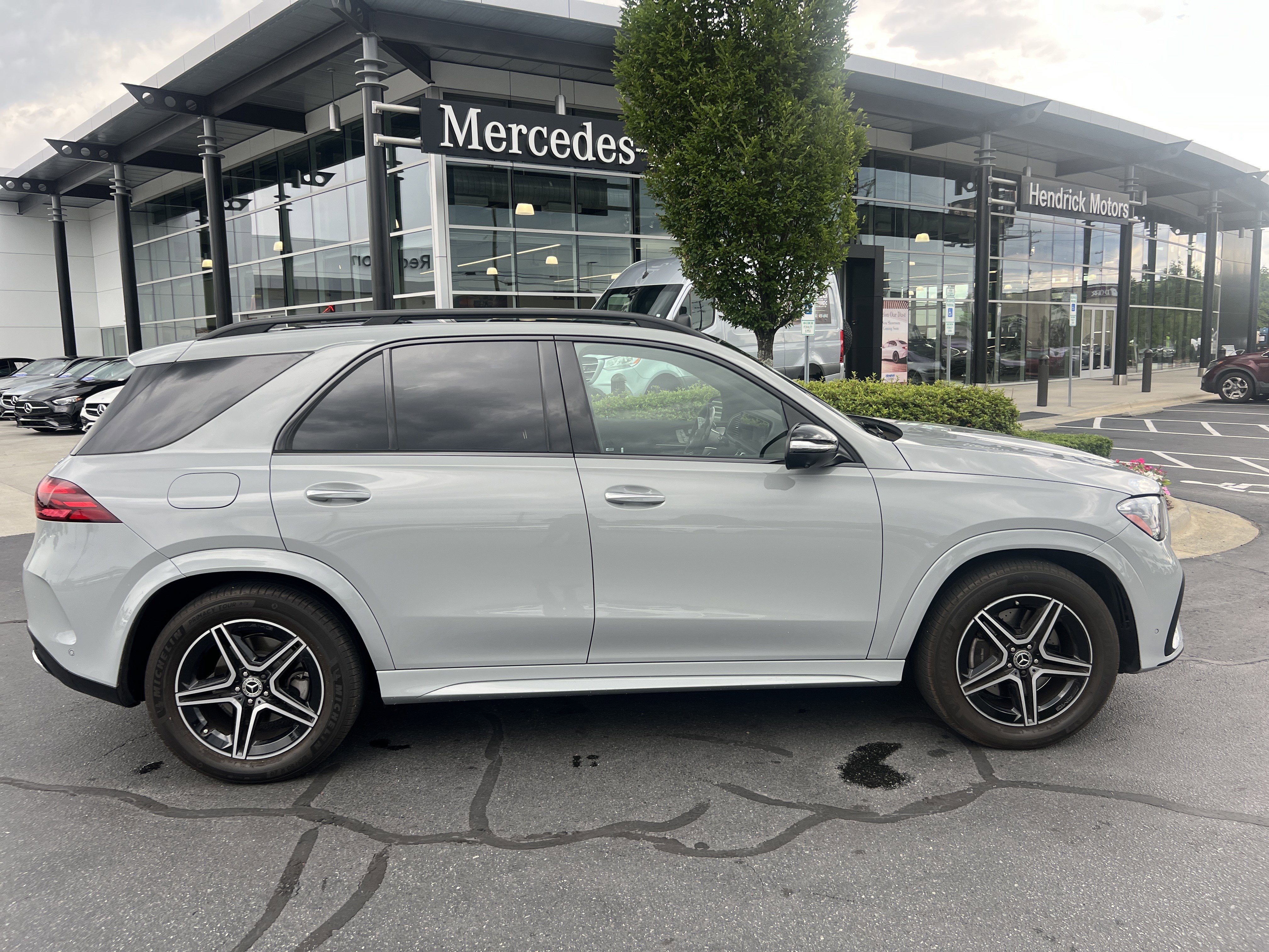 Used 2024 Mercedes-Benz GLE 450 4MATIC image 12