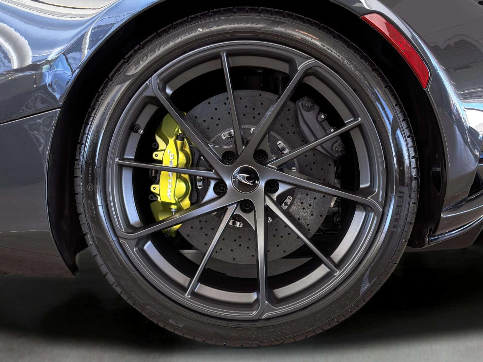 New 2026 McLaren 750S Spider RWD image 37