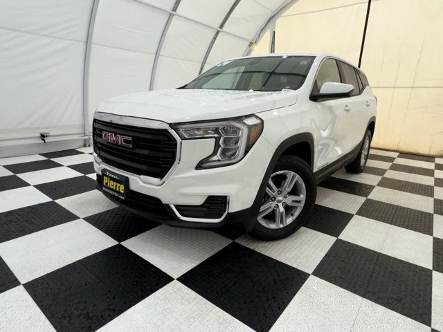 Used 2024 GMC Terrain SLE