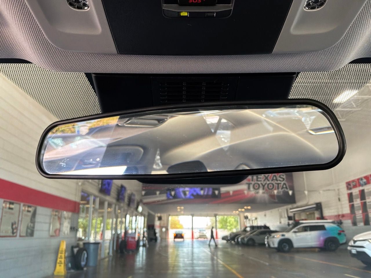Used 2026 Toyota Camry LE FWD image 19