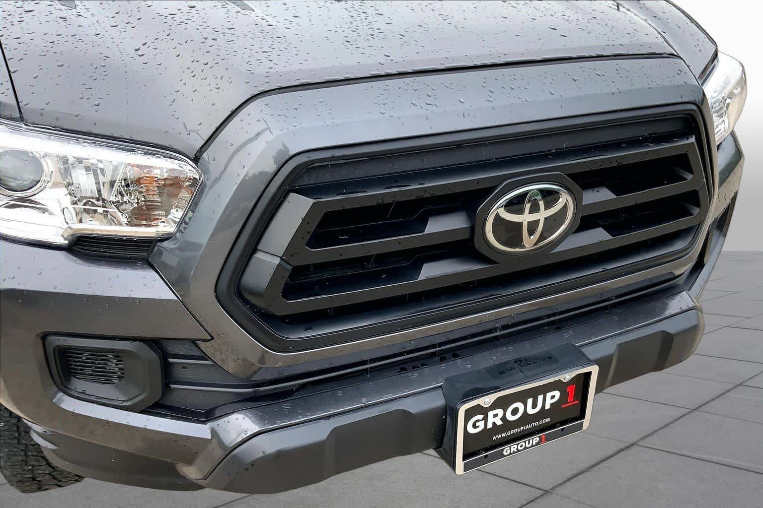 Used 2022 Toyota Tacoma SR w/ SR Convenience Package RWD image 28