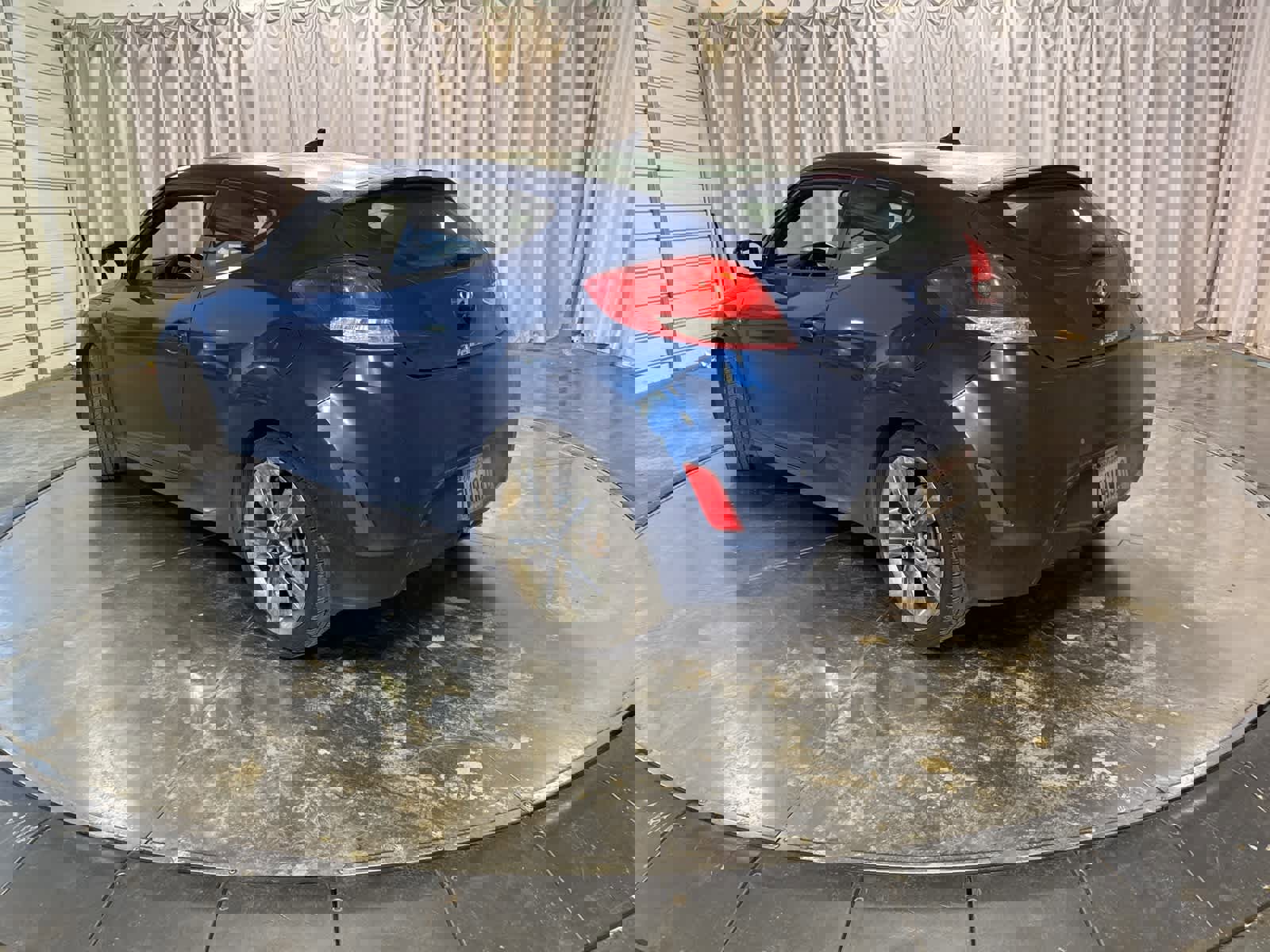 Used 2016 Hyundai Veloster w/ Option Group 03 image 7