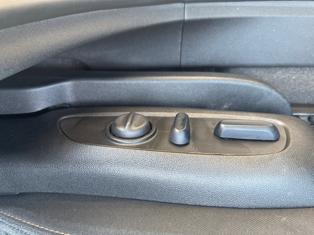 Used 2024 Chevrolet Equinox LT image 18