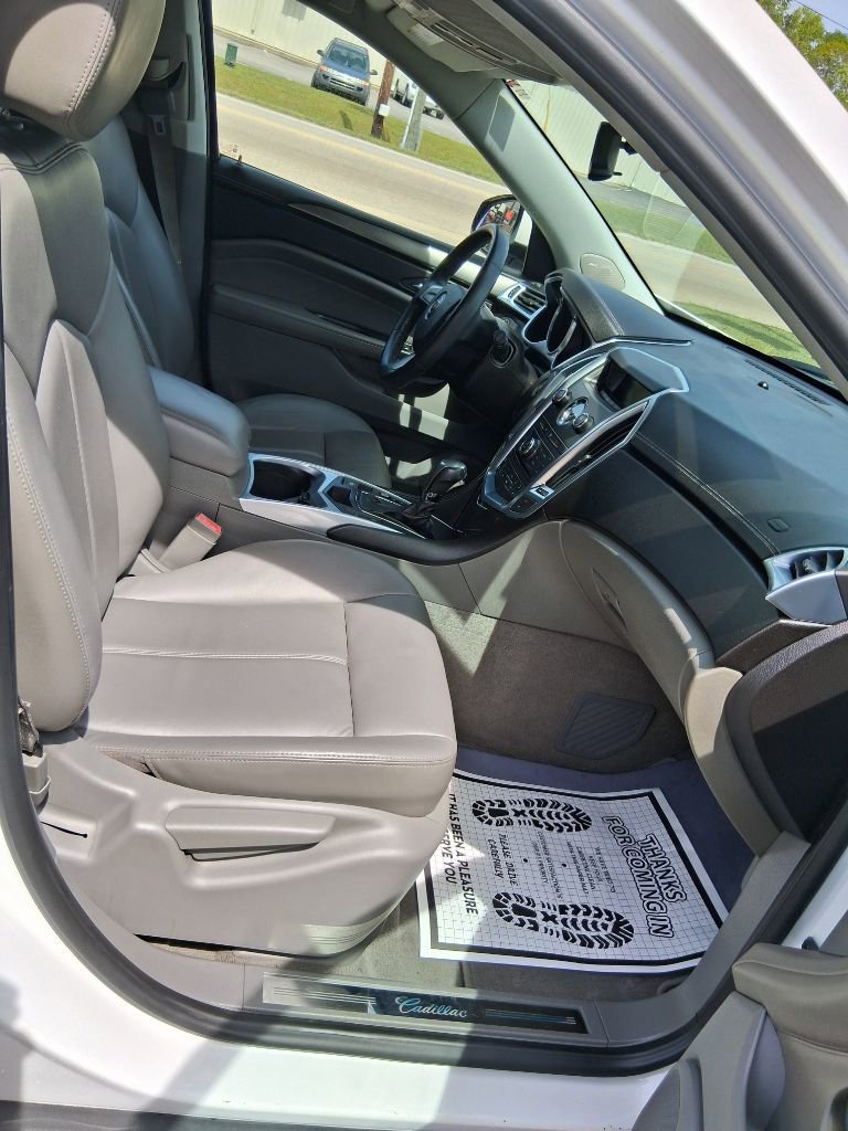 Used 2012 Cadillac SRX FWD image 10
