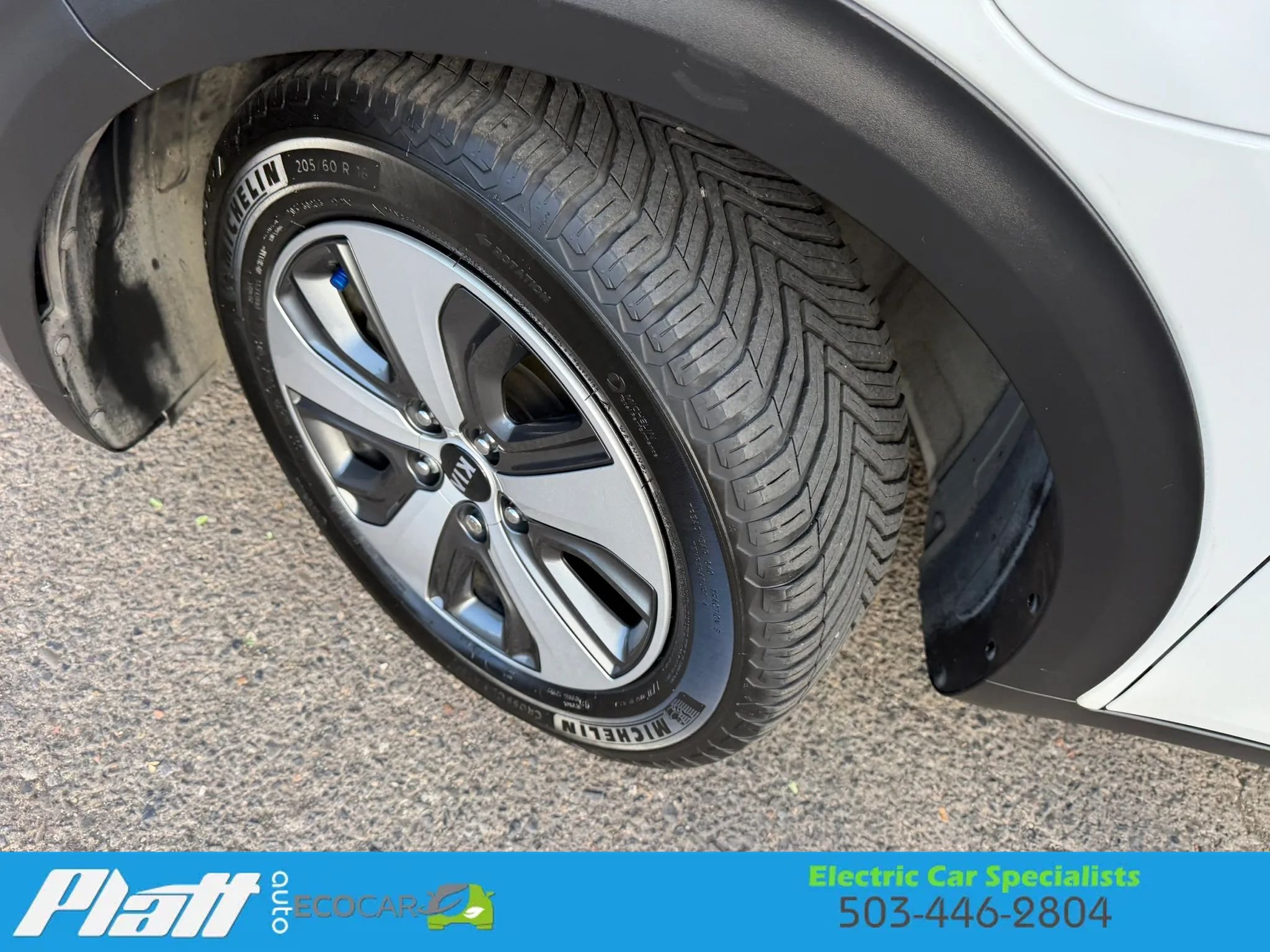 Used 2019 Kia Niro EX Premium FWD image 17