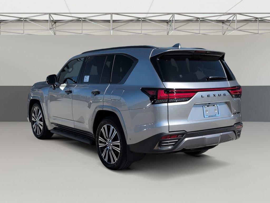 New 2025 Lexus LX 700h Luxury image 3