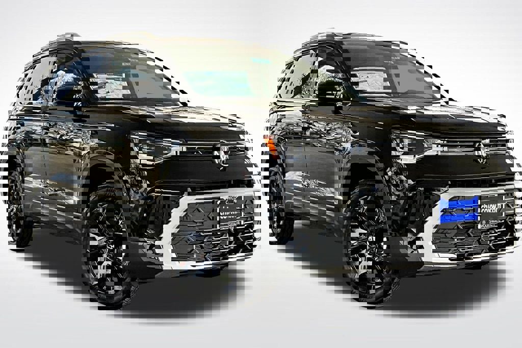 New 2025 Volkswagen Taos SE image 12