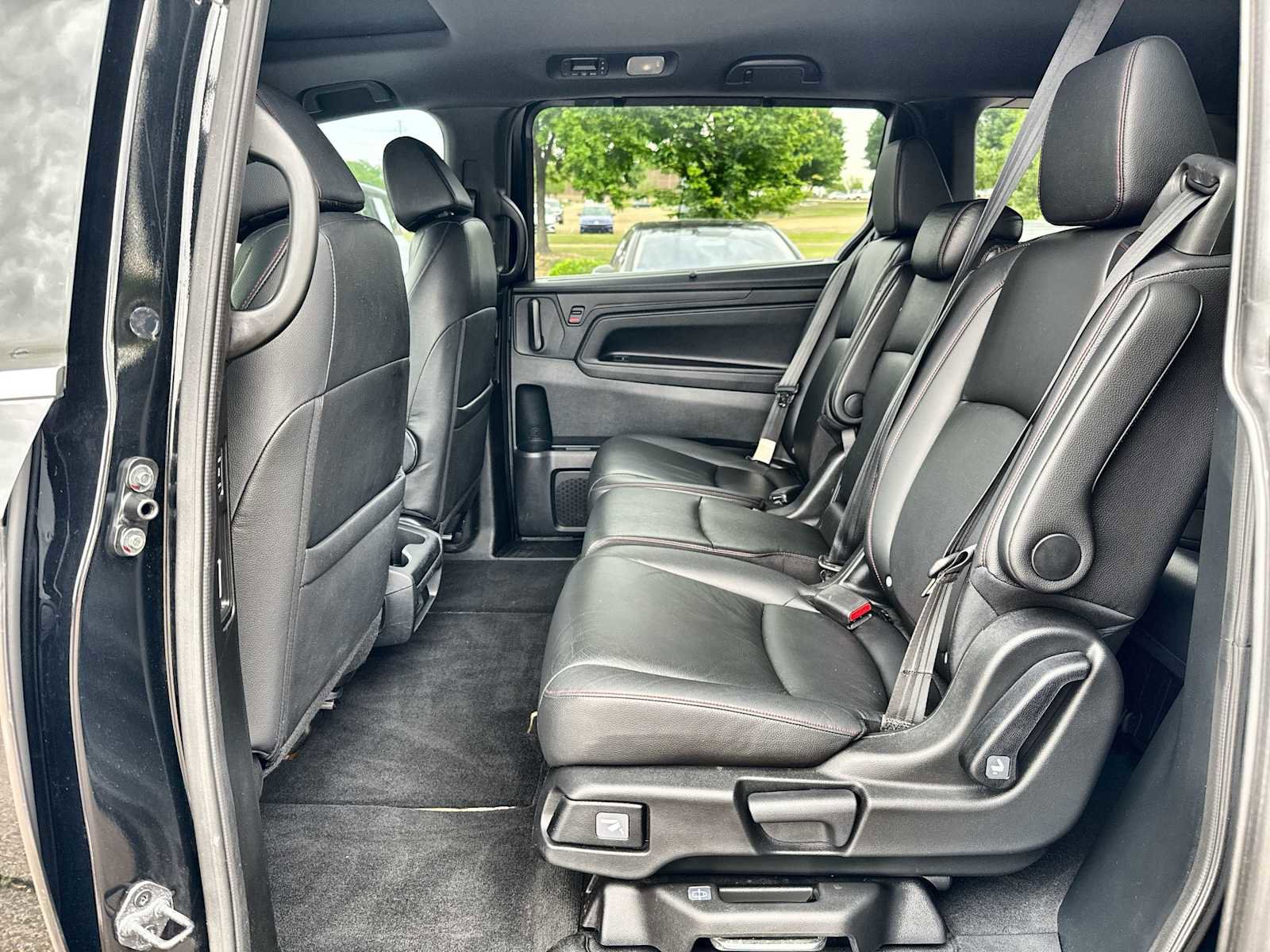 Used 2023 Honda Odyssey Sport image 4
