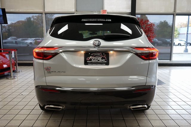 Used 2020 Buick Enclave Essence image 15