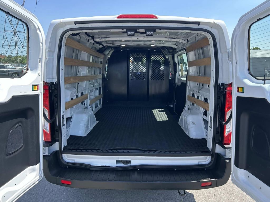 Used 2024 Ford Transit 250 Low Roof w/ Exterior Upgrade Package RWD image 15
