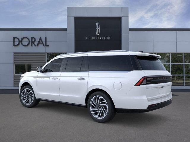 New 2025 Lincoln Navigator L Reserve image 4