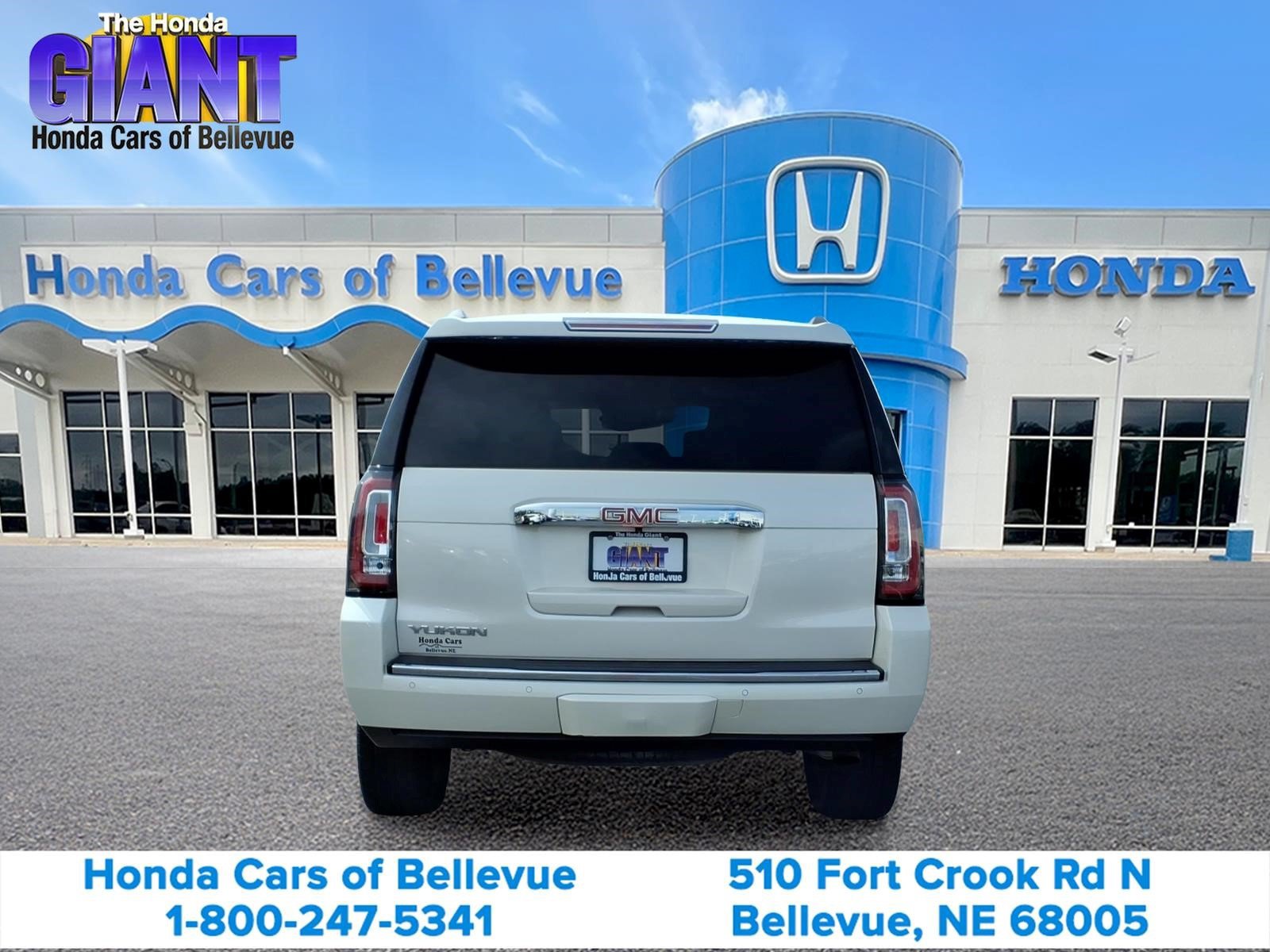 Used 2015 GMC Yukon Denali w/ Open Road Package AWD/4WD image 6