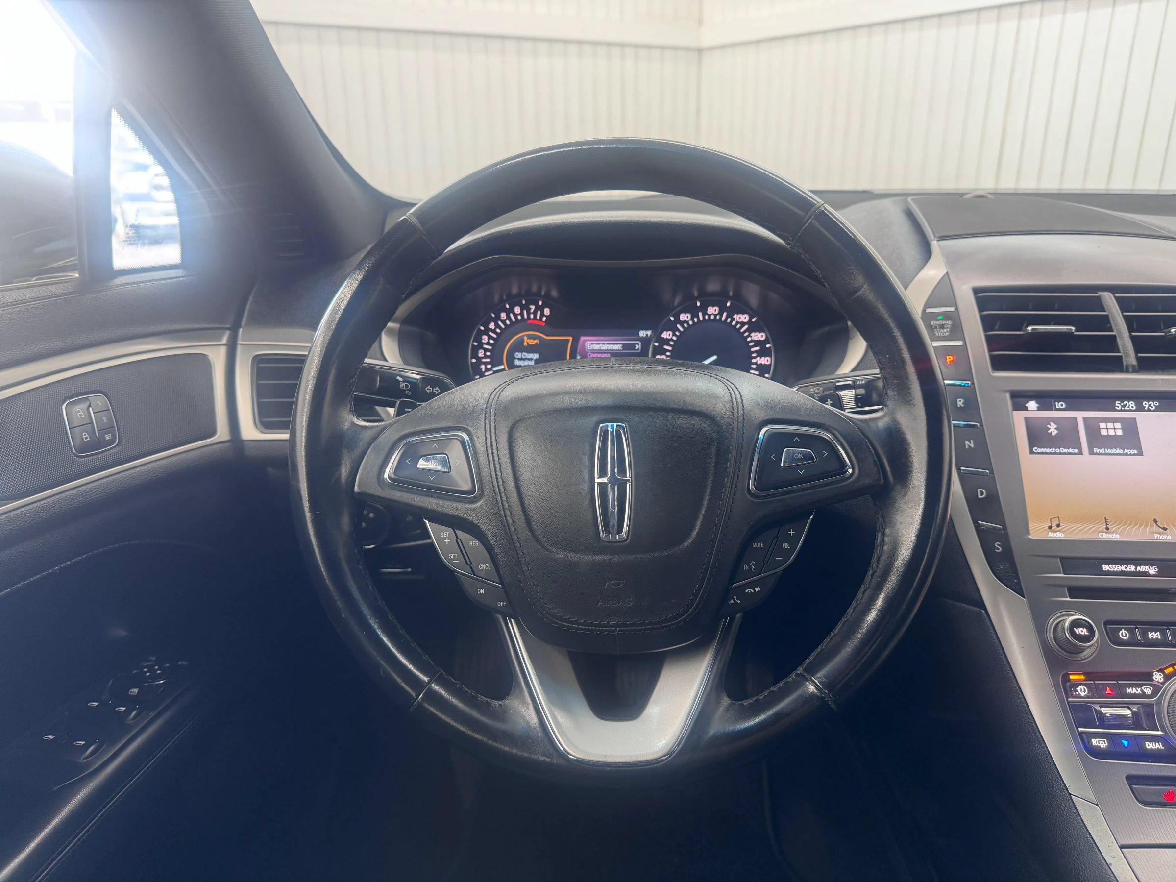 Used 2017 Lincoln MKZ Premiere FWD image 19