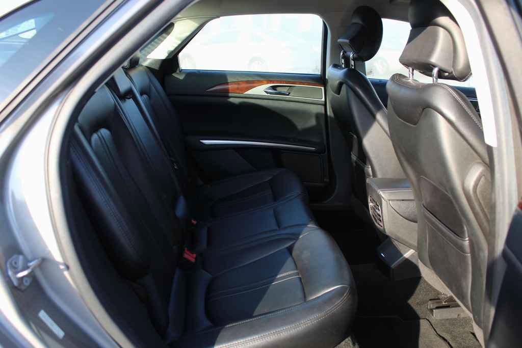 Used 2016 Lincoln MKZ AWD image 26