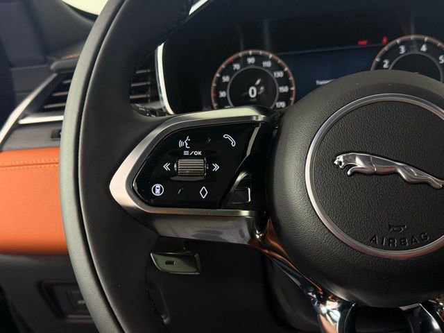 New 2026 Jaguar F-PACE R-Dynamic S image 21