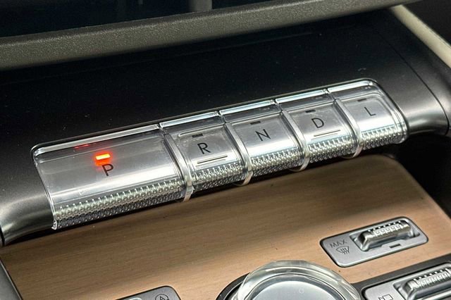 Used 2024 Lincoln Nautilus Reserve w/ Equipment Group 202A image 20