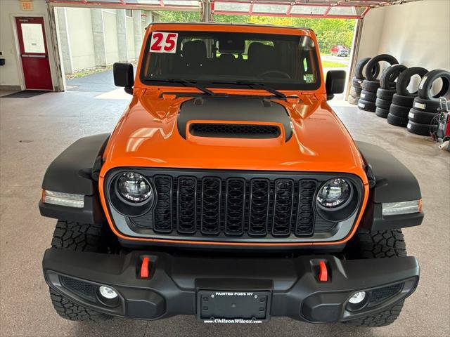 Certified 2025 Jeep Gladiator Mojave w/ Convenience Group AWD/4WD image 4
