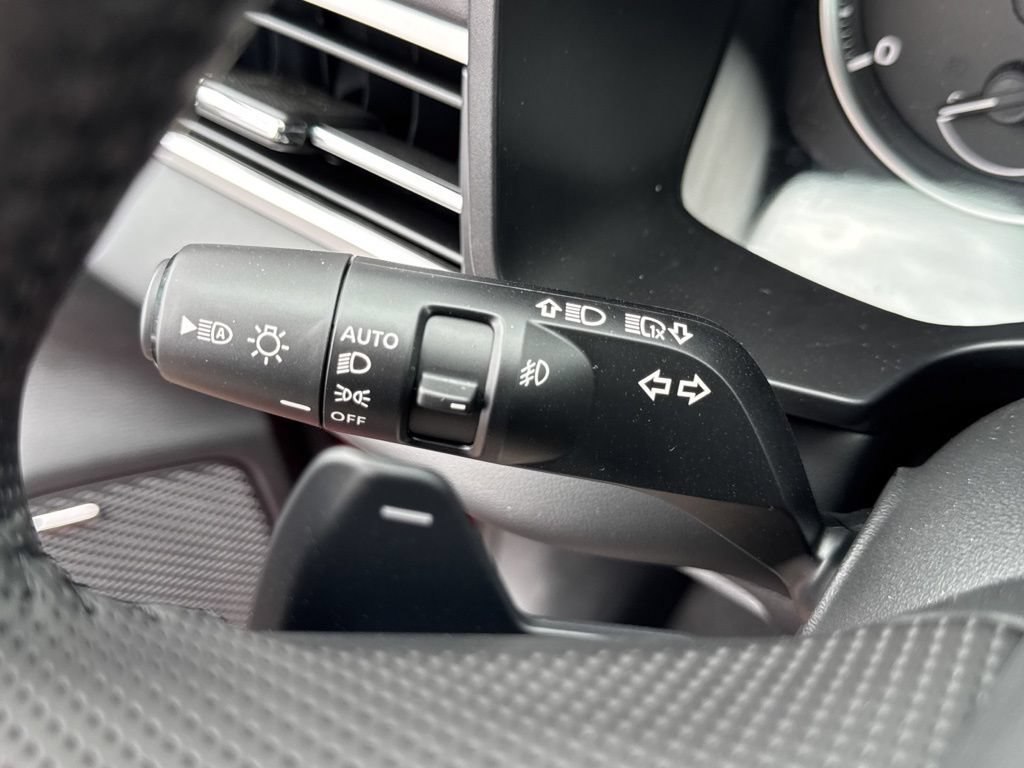 New 2026 Mitsubishi Outlander AWD image 15