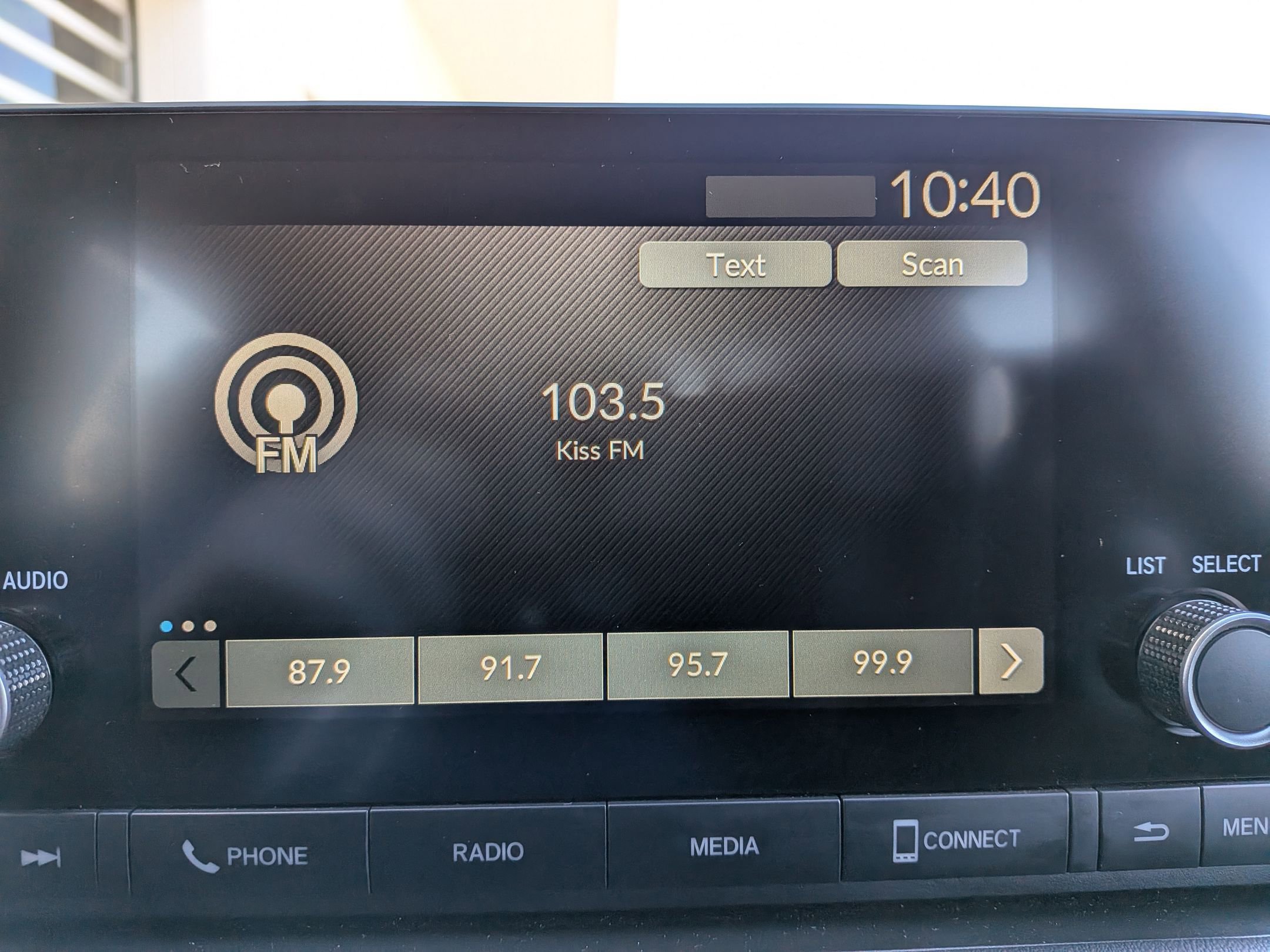 Certified 2025 Honda HR-V Sport image 19