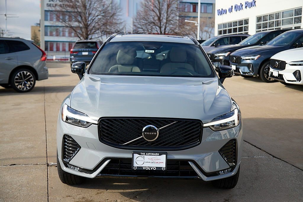 New 2026 Volvo XC60 B5 Core image 5