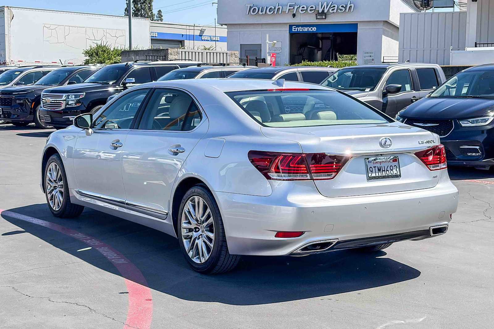 Used 2015 Lexus LS 460 L w/ Ultra Luxury Package video 2