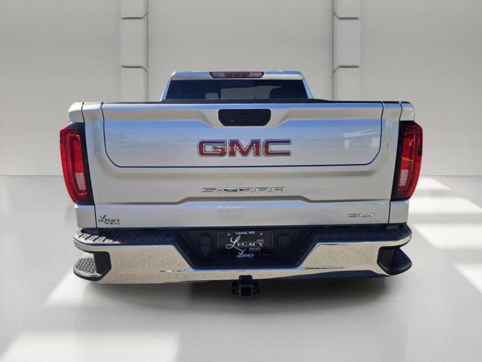 Used 2022 GMC Sierra 1500 SLT RWD image 6