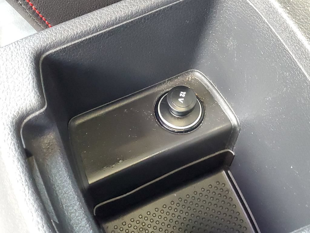 Used 2015 Volkswagen GTI SE FWD image 26
